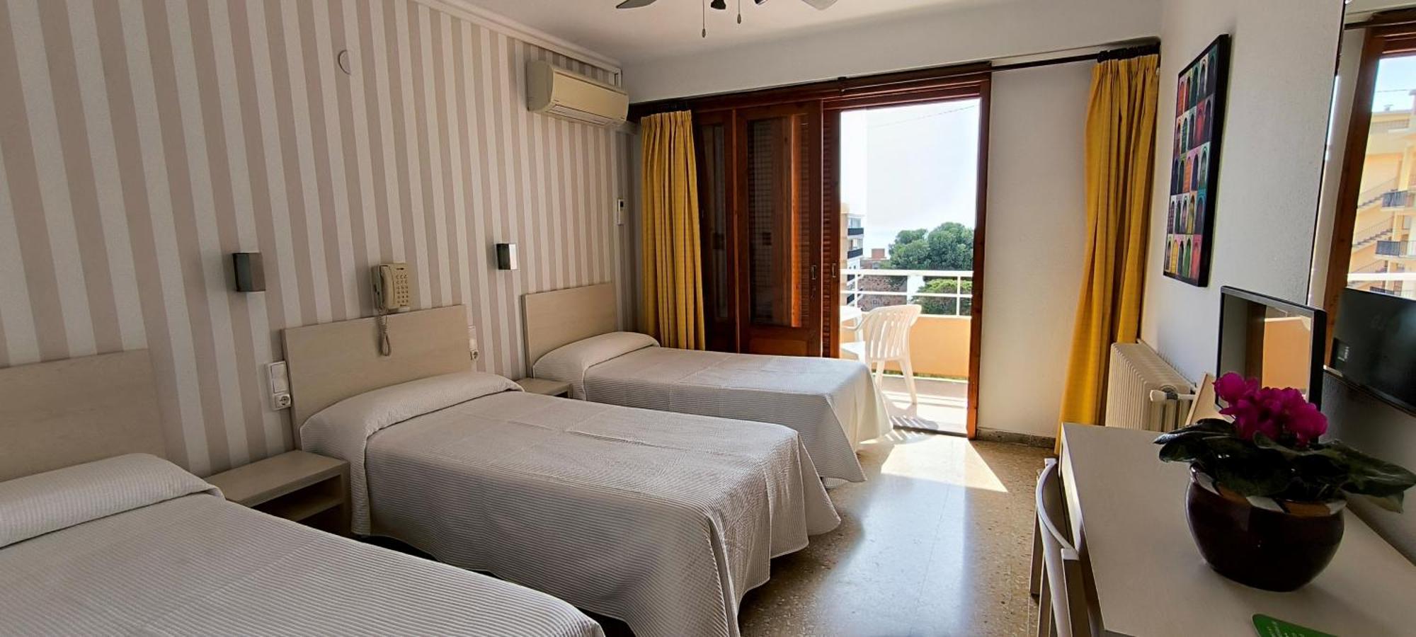 Hotel Tramontana ベニカシム エクステリア 写真